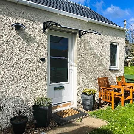 Spacious Room In The Centre Of Portree Esterno foto