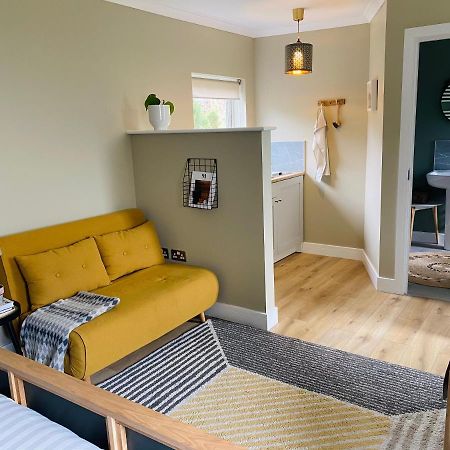 Spacious Room In The Centre Of Portree Esterno foto